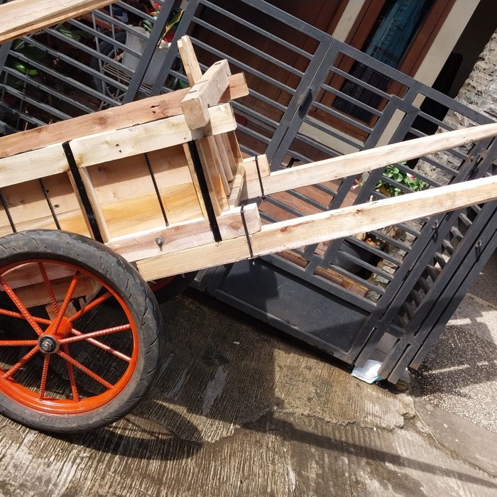ready gerobak kayu ban motor Termurah