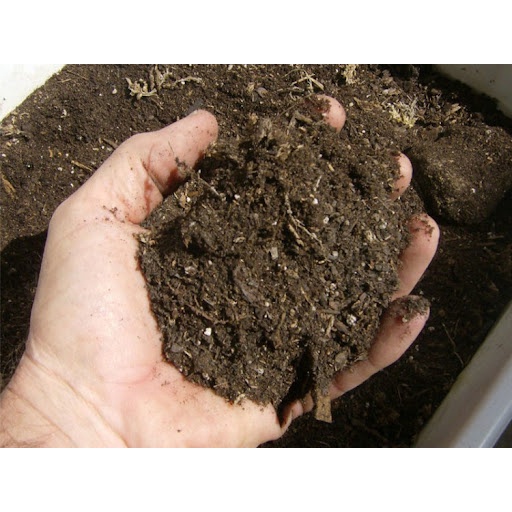 media tanam organik tanah subur siap pakai Kemasan 25 KG