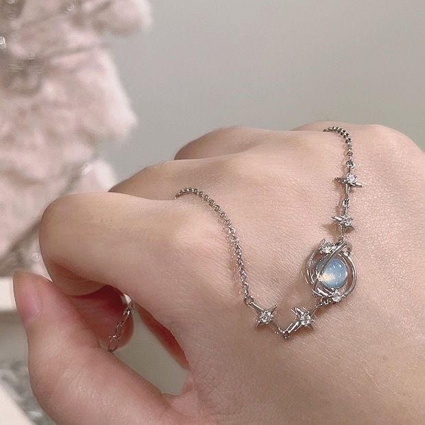 Roselife Korea Moonstone Sparkling Star Blue Planet Bracelet Untuk Wanita Gadis Bersinar Langit Berbintang Semesta Gelang Perhiasan Hadiah Untuk Pacar Teman