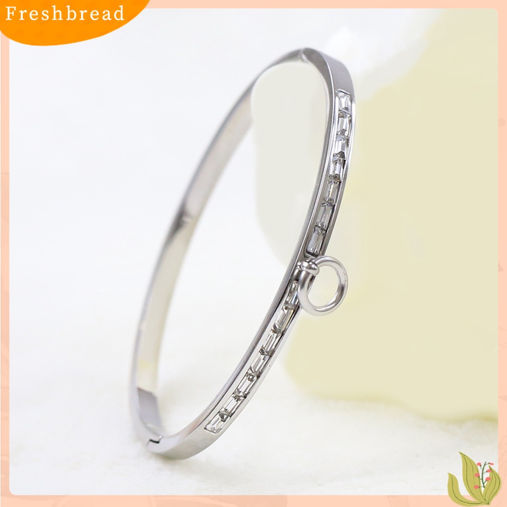 &lt; Freshbread &gt; Wanita Gelang Trendi Semua Pertandingan Anti Karat Minimalis Tahan Aus Pakaian Harian Memakai Warna Solid Baja Titanium Fashion Gelang Aksesori Pakaian