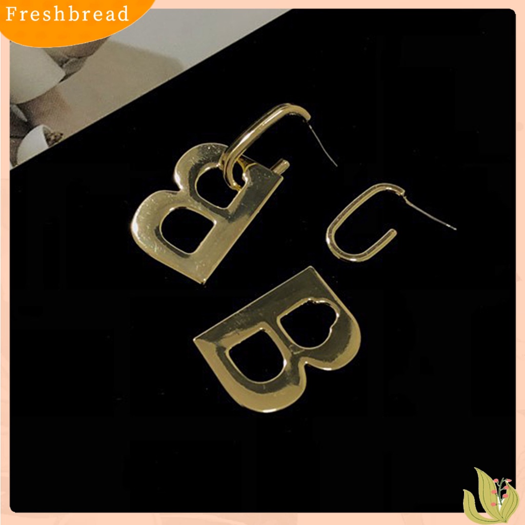 &lt; Freshbread &gt; 1pasang Anting Menjuntai Logam B Huruf Dekorasi Perhiasan Berlebihan Semua Pertandingan Anting Liontin Untuk Pacaran