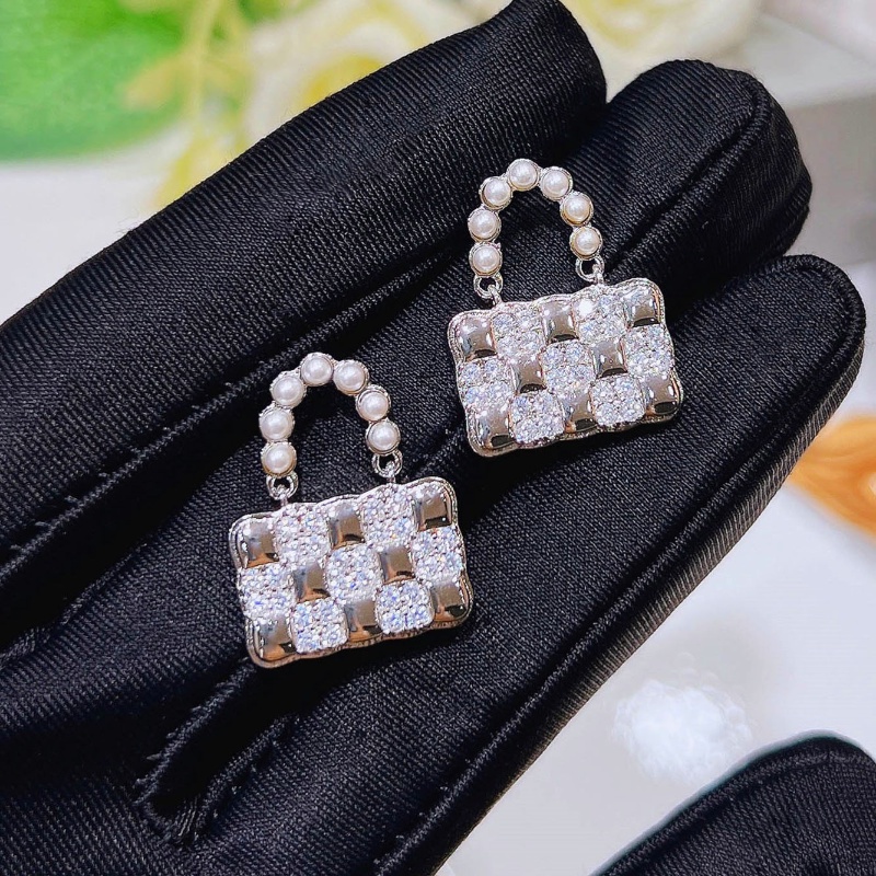 Goldkingdom Aksesoris Perhiasan Fashion Ready Stock Tas Geometris Anting Pejantan, Anting Mutiara, Wanita Cahaya Mewah, Temperamen High-end, Temperamen Anting