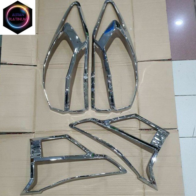 Garnish lampu chrome lampu belakang All new Rush/Terios 2018. Variasi Mobil