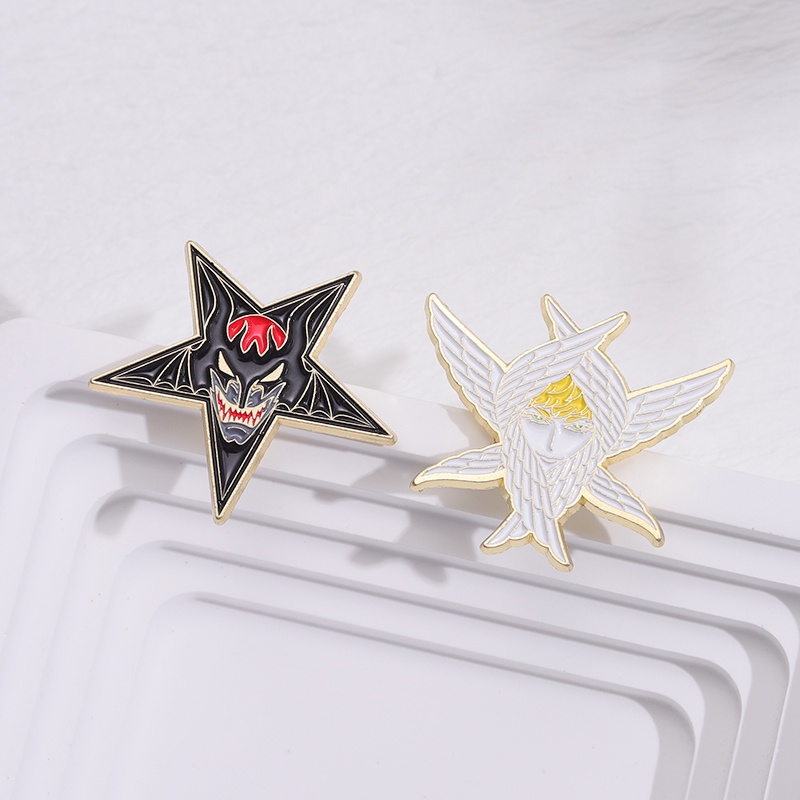 Hitam Putih Bintang Hewan Enamel Pin Anime Lencana Hadiah Untuk Teman Ransel Sweater Perhiasan Custom Kerah Aksesoris Grosir