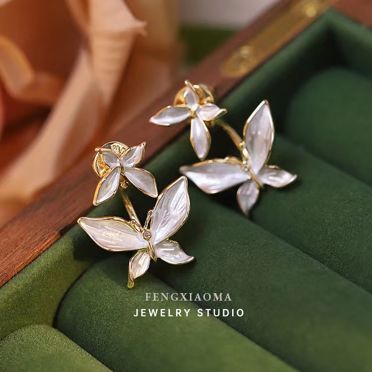 S925 Perak Jarum Kupu-Kupu Telinga Wanita Indah Elegan Anting Retro