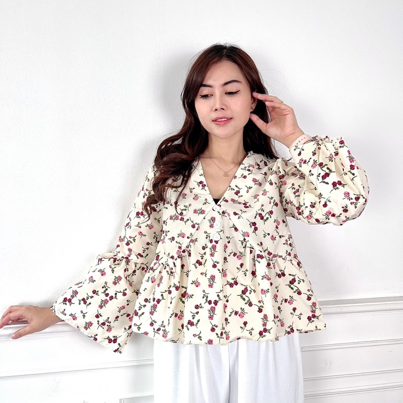 BEFAST - ZEC OOTD WANITA BLOUSE SENA / Birdella Three Button Blouse / Pakaian Wanita Casual / Blouse Motif Bunga-Bunga / Fashion Kekinian Remaja ABG Trendy / Blouse Leher V Lengan Panjang Terlaris