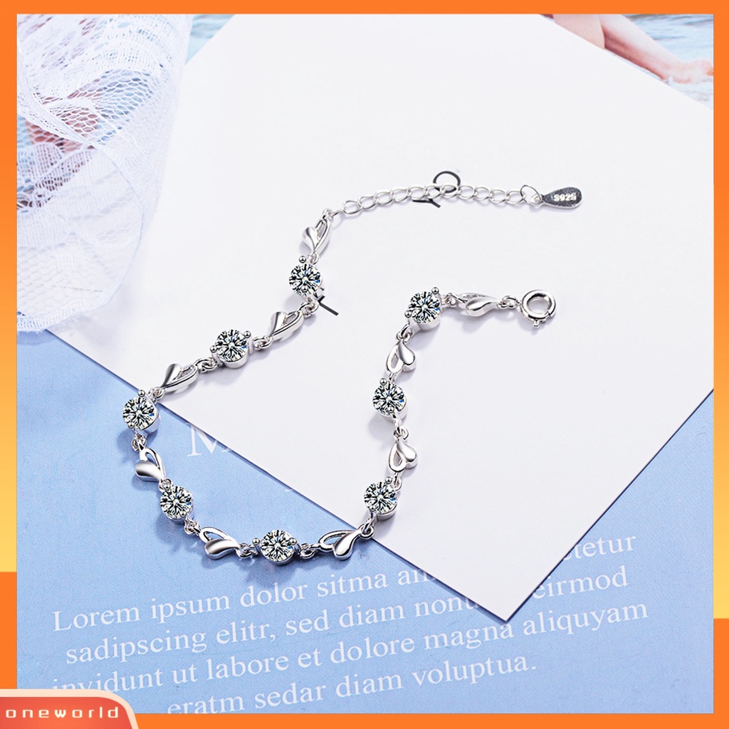[EONE] Gelang Wanita Bentuk Hati Berlian Imitasi Mengkilap Good-looking Lady Bangle Untuk Hadiah