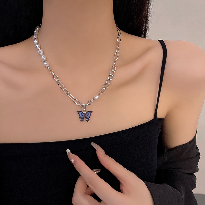 Korea Gaya Baru Manis Keren Gaya Mutiara Jahitan Kalung Kupu-Kupu Desain Niche Perasaan ins Rantai Klavikula Influencer Trendi