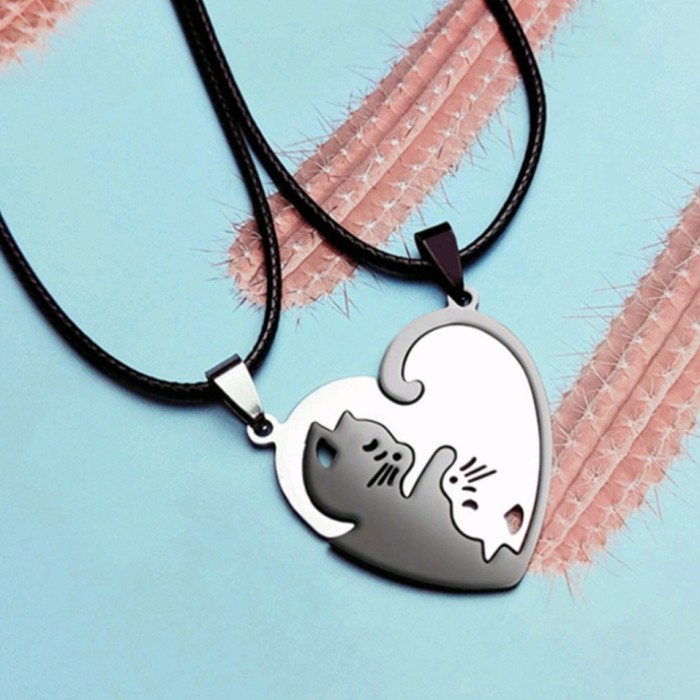 kalung couple kucing ying dan yang - hati gold tali