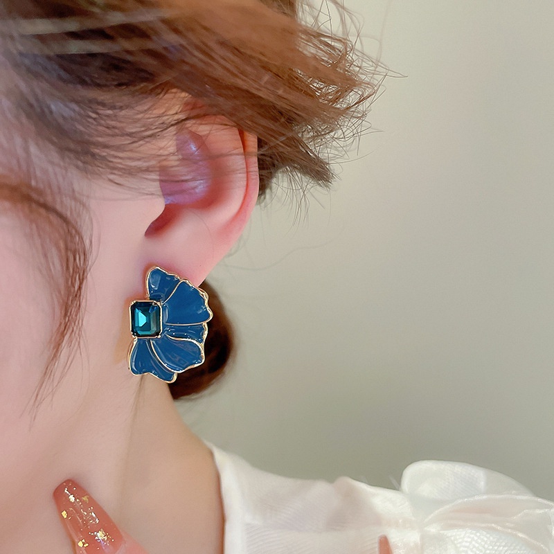 Deartiara Korea Selatan East Gate Drop Oil Blue Petal Earrings Fashion Dan Sapphire Serbaguna Anting Kelopak Lima Daun