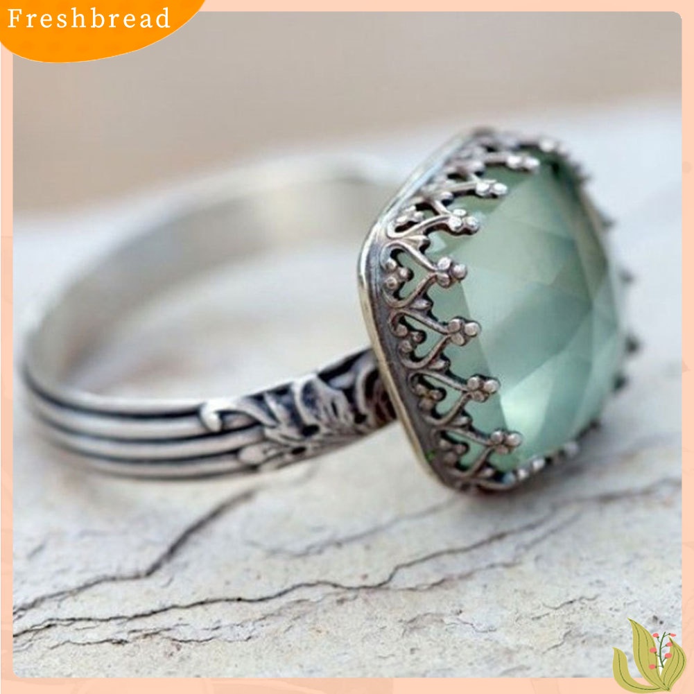 &lt; Freshbread &gt; Wanita Vintage Square Faux Moonstone Perhiasan Perjamuan Cocktail Engagement Ring