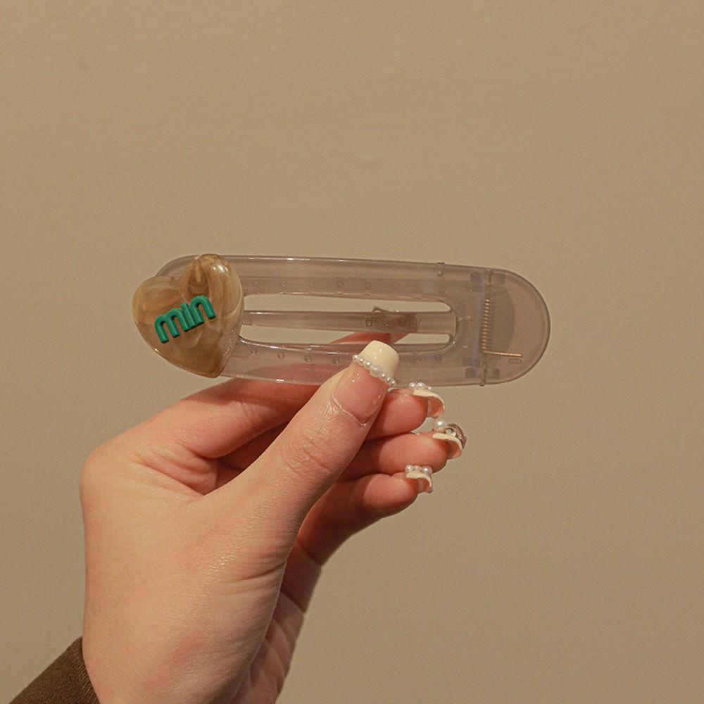 Agustinina Heart Hair Clip Elegant Summer Hair Claw Sweet Stylish Hiasan Kepala Musim Semi Ponytail Klip Transparan Permen Warna Love Rambut Klip Jepit Besar Korea Duckbill Clips