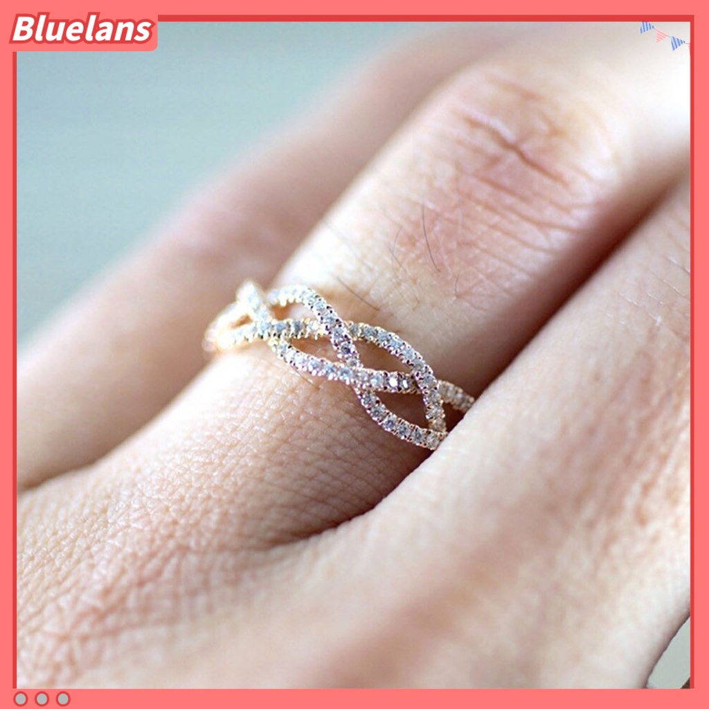 {In Stock} Cincin Wanita Bentuk Melintir Berlian Imitasi Perhiasan Fashion Penampilan Electroplated Finger Ring Untuk Pernikahan