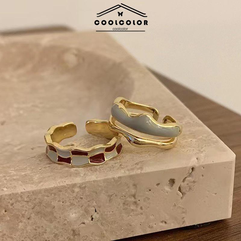 COD❤️Cincin Retro Wanita Emas Papan Catur Kotak-kotak yang dapat disesuaikan- cl