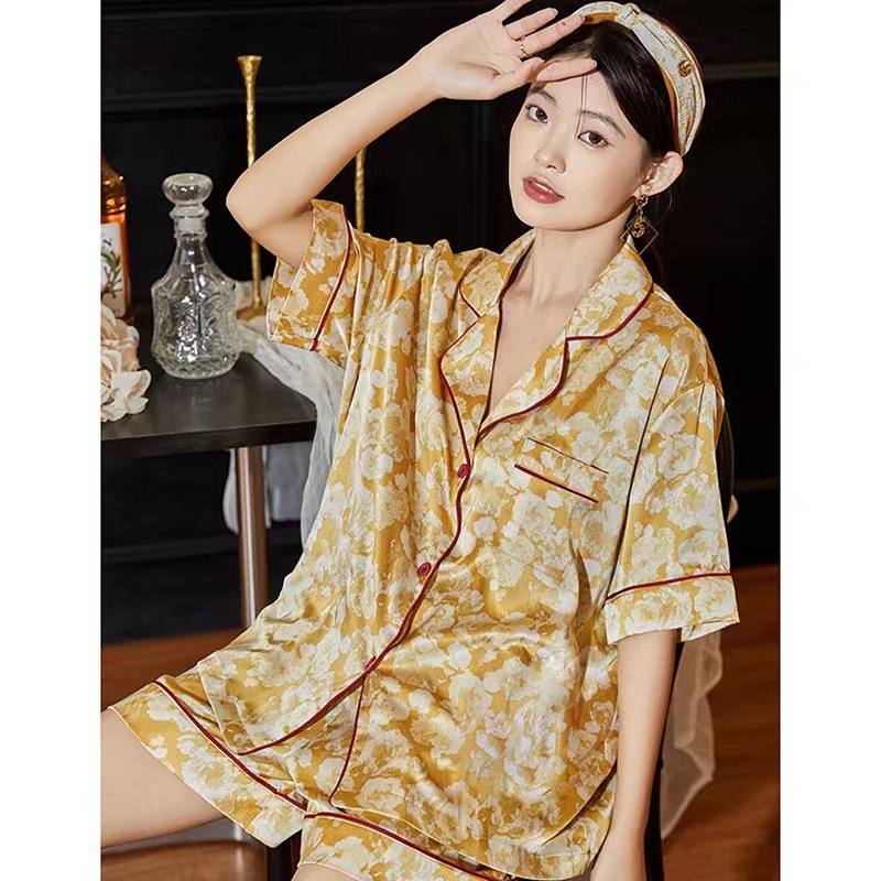 2023 new Korean version of ice silk thin pajamas set/short sleeve top+shorts