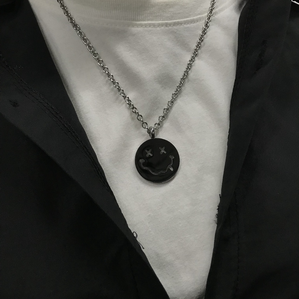 Kalung Smiley Face Aksesoris Kepribadian Tren Fashion Hip Hop Harajuku Simple