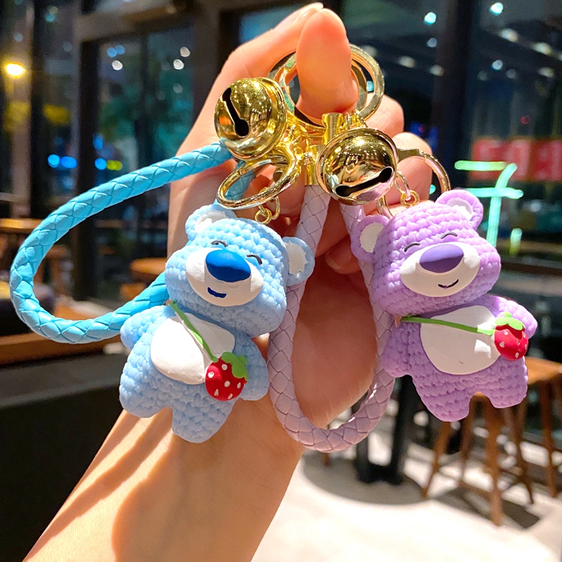 4warna 3D Kartun Resin Pola Rajut Strawberry Bear Universal Mobil Rumah Gantungan Kunci Untuk Airpods1 2 3 PRO 4 6 pro4 pro6 wm01 wm02 lp40 i7s Case Cover DIY Membuat Liontin