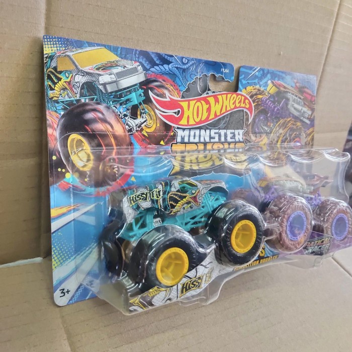 Hotwheels Monster Trucks Hissy Fit vs Ratical Racer