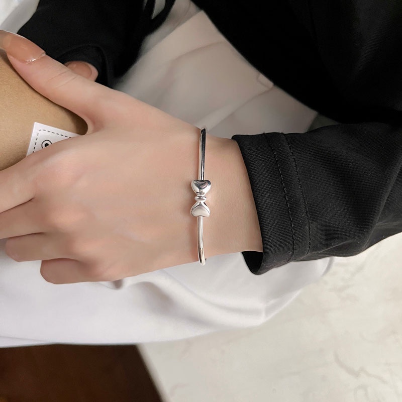Gelang Geometris Bulat Ikatan Simpul Bahan Alloy Korea Untuk Wanita