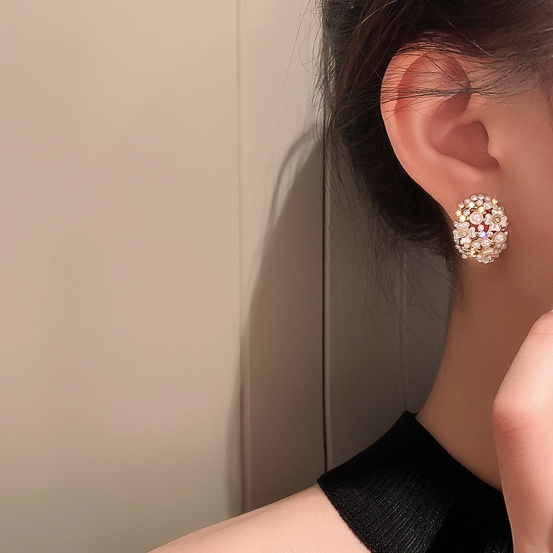 Mutiara Berlian Imitasi Bunga Temperamen Korea Elegan Retro Fashion Gaya Baru Anting