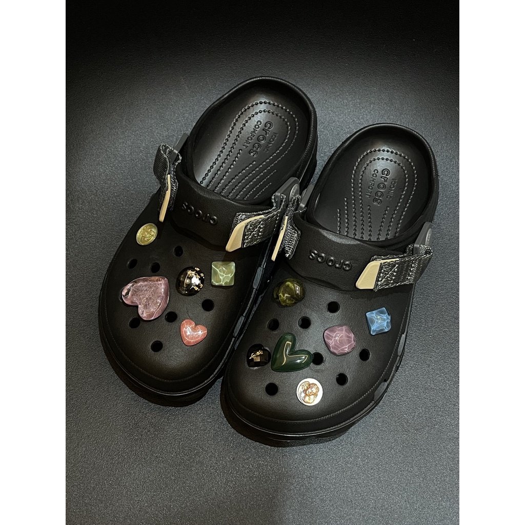 Ins cocs jibiz diy Shoe accessorie ins Shoe Decoration Sticker croc clog jbbitz Gesper Sepatu Untuk crocs charm pin