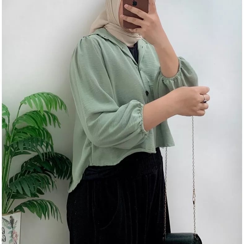 BEFAST - ZEC OOTD WANITA BLOUSE ZIA / Elza Crop Balon CRINCLE / Atasan Wanita Lengan Panjang / Fashion Kekinian Remaja ABG / Blouse Polos Formal / Pakaian Kerja Wanita Casual / Outfit Daily Wanita Hijab Style / Blouse Crop Polos Formal