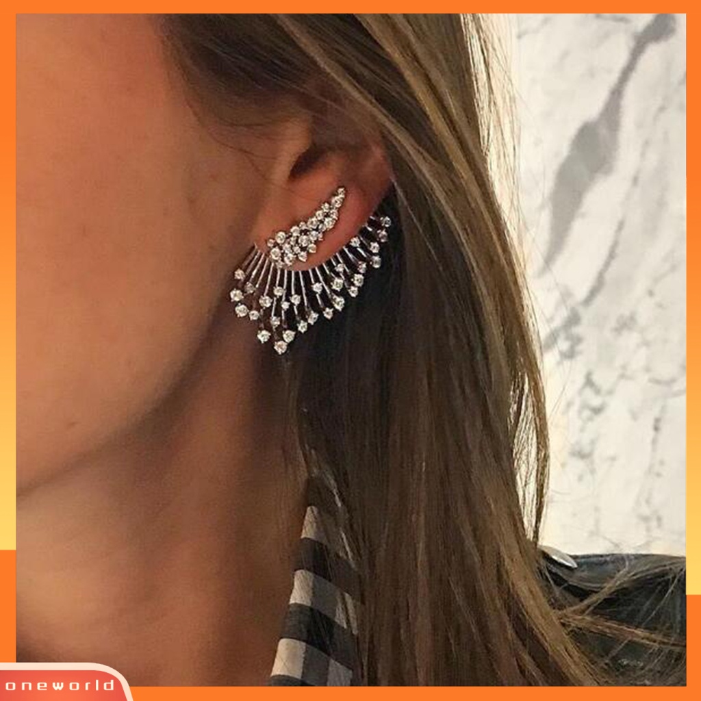 [WOD] 1pc Ear Studs Retro Asimetris Berlian Imitasi Mengkilap Temperamen Semua Pertandingan Dekorasi Hadiah Wanita Kepribadian Bentuk Sayap Stud Earrings Perhiasan Untuk Pakaian Sehari-Hari