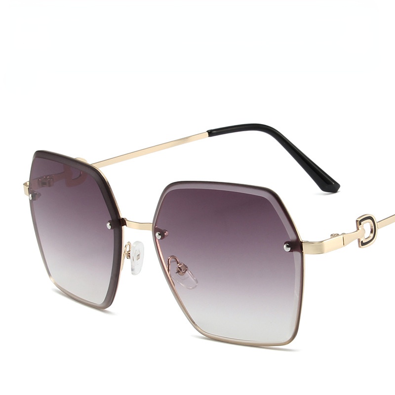 Fashion Square Aesthetic Shades Sunglasses Untuk Wanita/Men Metal Frame Sunglasses Eyewear