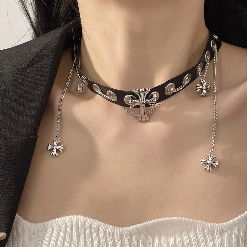 Aksesoris Kalung Liontin Pinggiran Silang Kulit Hitam Trend Dark