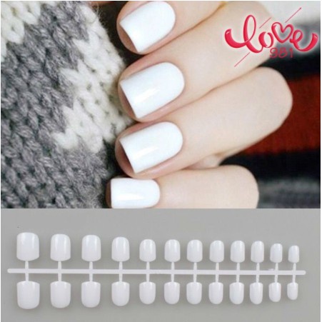 24pcs /fake nails/ false nails/ kuku palsu pendek model glossi french