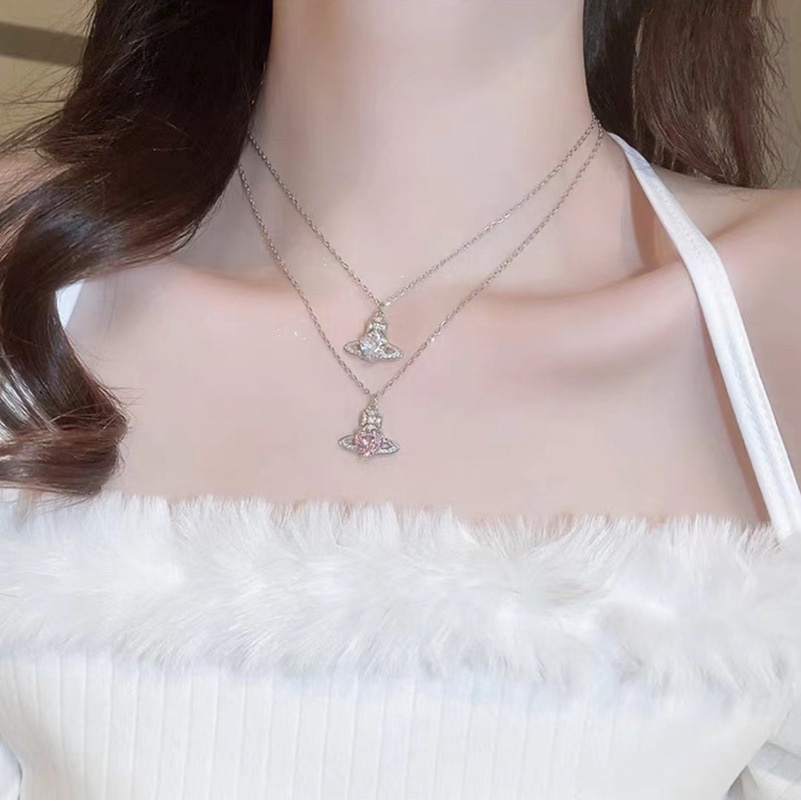Ladies Simple Charm Necklaces/Ins Fashion Y2K Jewelry Accessories/Ladies Simple Charm Necklaces/Kalung Liontin Cinta Planet Saturnus Kreatif/