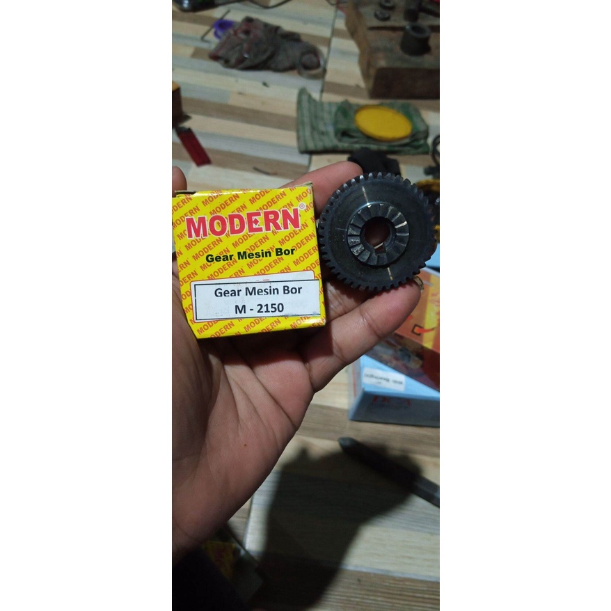 Gear mesin bor M2150 Modern