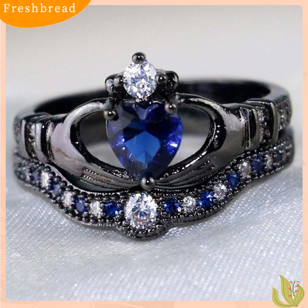 &lt; Freshbread &gt; Cincin Wanita Berlian Imitasi Mengkilap Stainless Ringan Cincin Jari Pasangan Untuk Hari Valentine