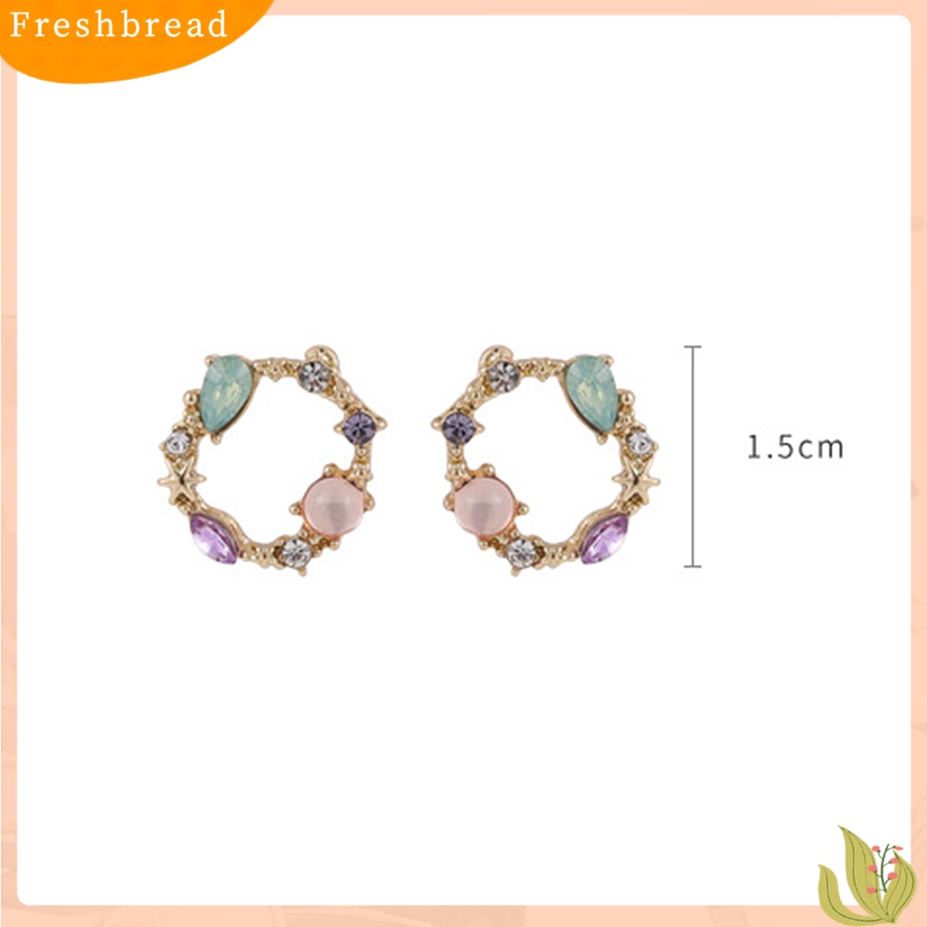 &lt; Freshbread &gt; 1pasang Alloy Studs Earrings Indah Geometris Berlian Imitasi Wreath Piercing Ear Studs Untuk Kehidupan Sehari-Hari