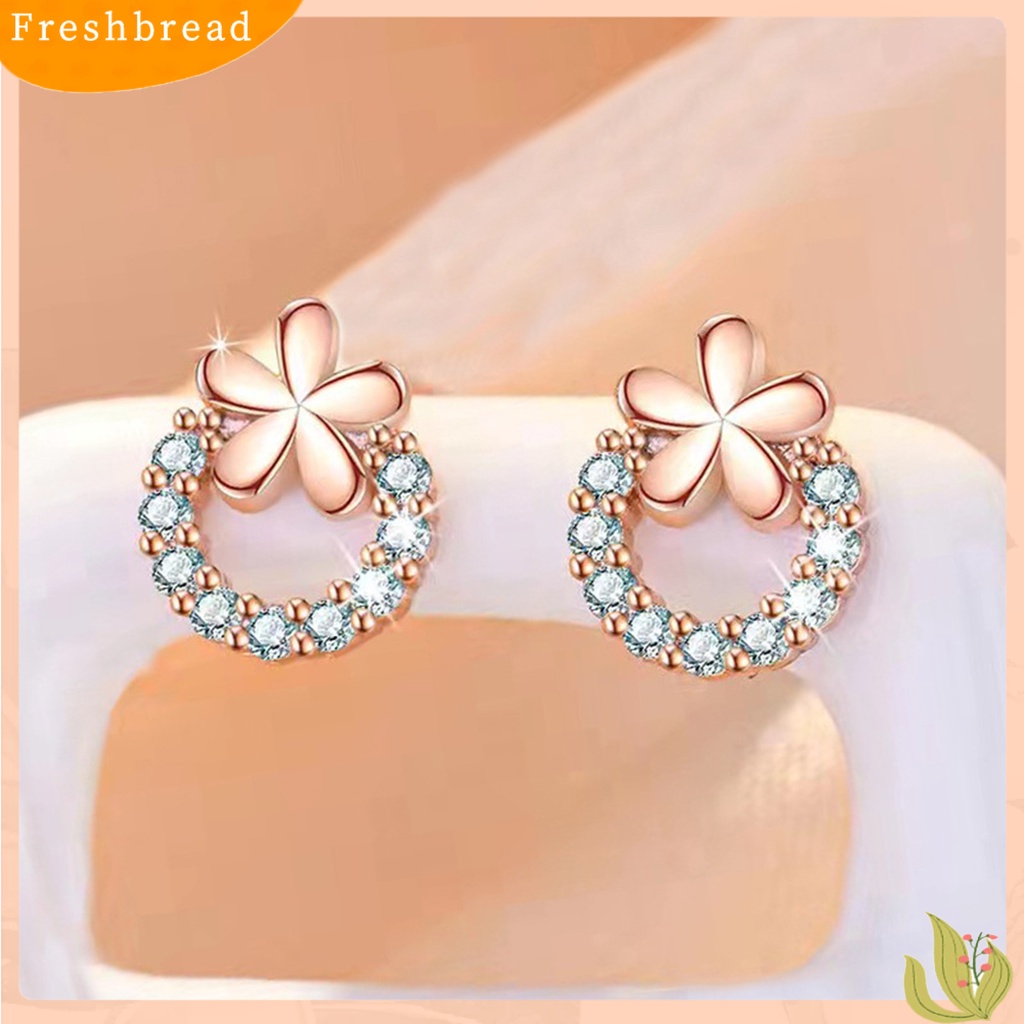 &lt; Freshbread &gt; 1pasang Ear Studs Round Ring Elegan Mini Hadiah Fashion Perhiasan Sparkling Cubic Zirconia Plum Blossom Women Earrings Untuk Harian