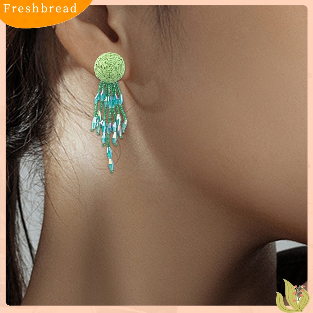 &lt; Freshbread &gt; 1pasang Anting Wanita Warna Kontras Berlebihan Ringan Tahan Lama Portabel Kepala Bulat Dikepang Rumbai Manis Menjuntai Anting-Anting Lady Earrings Jewelry