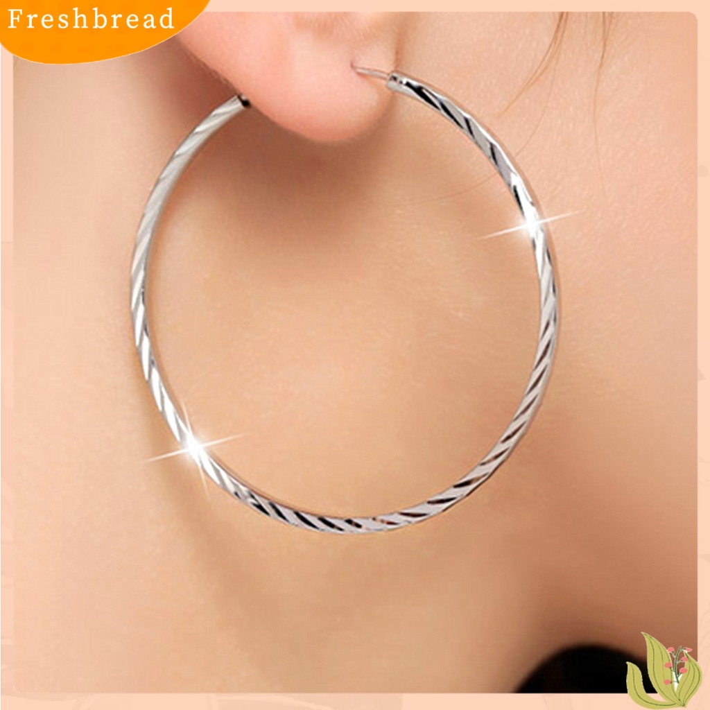 &lt; Freshbread &gt; 1pasang Anting Hoop Berlebihan Tekstur Belah Ketupat Lingkaran Besar Geometris Kilau Terang Wanita Gadis Anting Bulat Pesona Perhiasan Dekorasi Hadiah Untuk Perjamuan