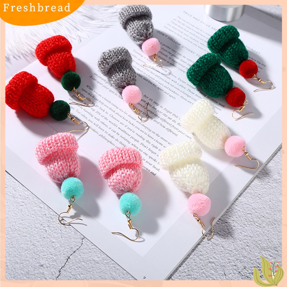 &lt; Freshbread &gt; Wanita Manis Pompom Topi Kupluk Menjuntai Klip Kait Anting Hadiah Perhiasan Natal