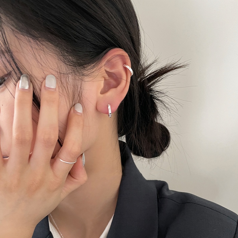 Papaozhu Chic S925 Perak Bersinar Zirkon Anting-Anting Hoop Kecil Untuk Wanita Gadis Sederhana Fashion Lingkaran Kecil Anting-Anting Temperamen Telinga Perhiasan