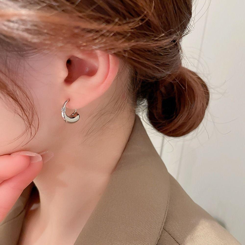 Mxbeauty Korea Ear Studs Hadiah Pesta Trendi Elegan Indah Telinga Aksesoris Geometris Telinga Gesper