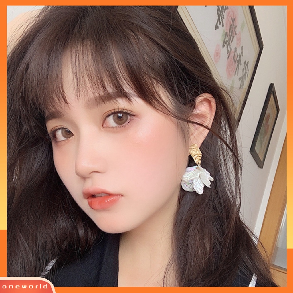 [EONE] 1pasang Drop Earrings Kepribadian Hadiah Ulang Tahun Gaya Korea Temperamen Shell Putih Kelopak Bunga Stud Earrings Perhiasan Aksesori
