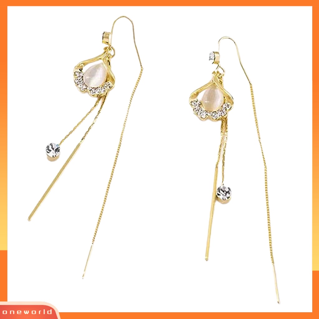 [EONE] 1pasang Anting Rumbai Rumbai Bentuk Daun Berlian Imitasi Hias Bersinar Lurus Gantung Dekorasi Hypoallergenic Liontin Geometris Tindik Drop Earrings Perhiasan Aksesoris