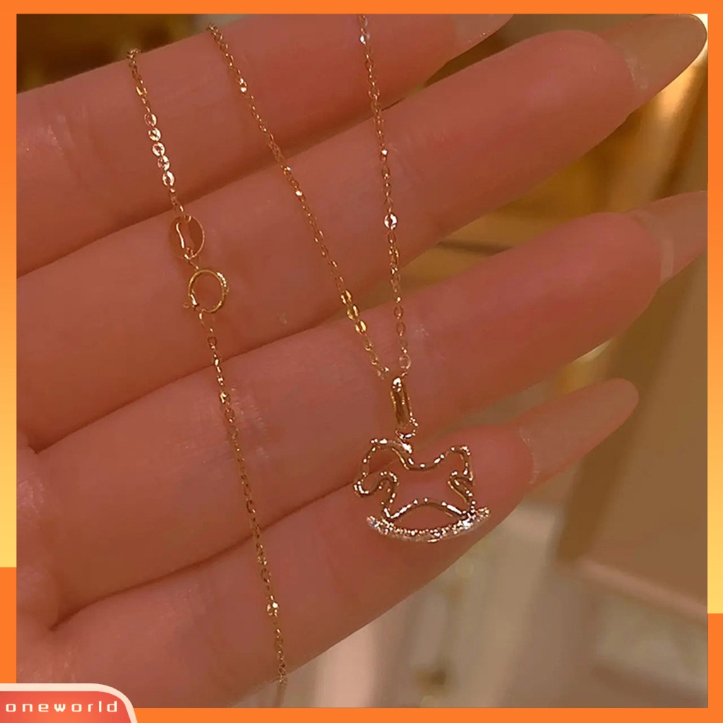 [EONE] Wanita Kalung Dainty Temperamen Elegan Slim Hadiah Peri Emas Kayu Kuda Liontin Kalung Fashion Perhiasan
