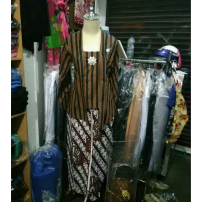 Lurik BAJU BATIK ADAT TRADISIONAL JAWA SOLO JOGJA KEBAYA SURJAN LURIK CEWE COWO LAKI PEREMPUAN PRIA 