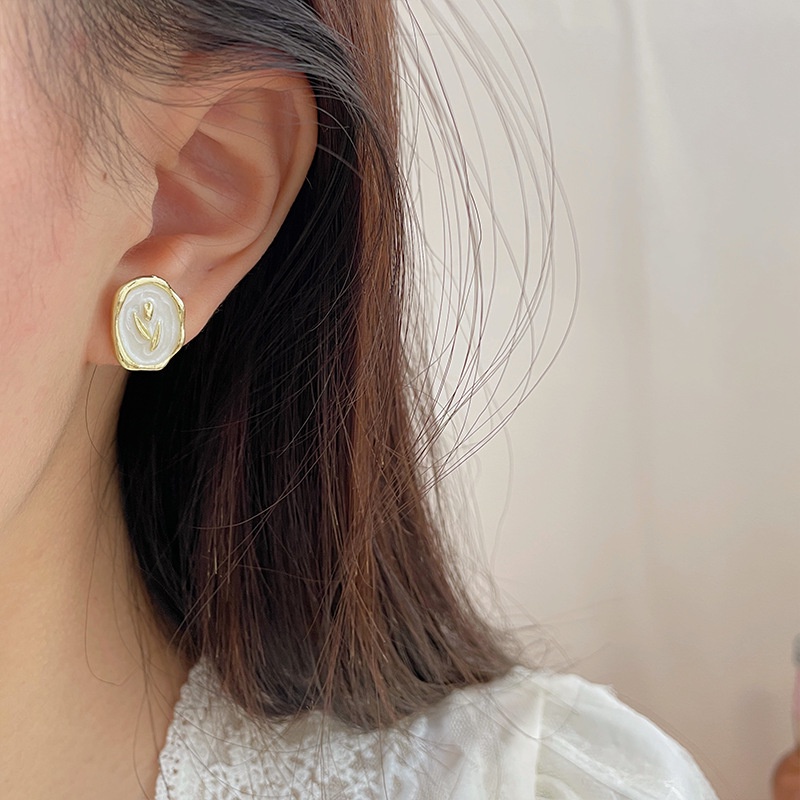 Anting Korea Retro Tulip Hitam Mewah Ear Studs Fashion Perhiasan Wanita Perempuan