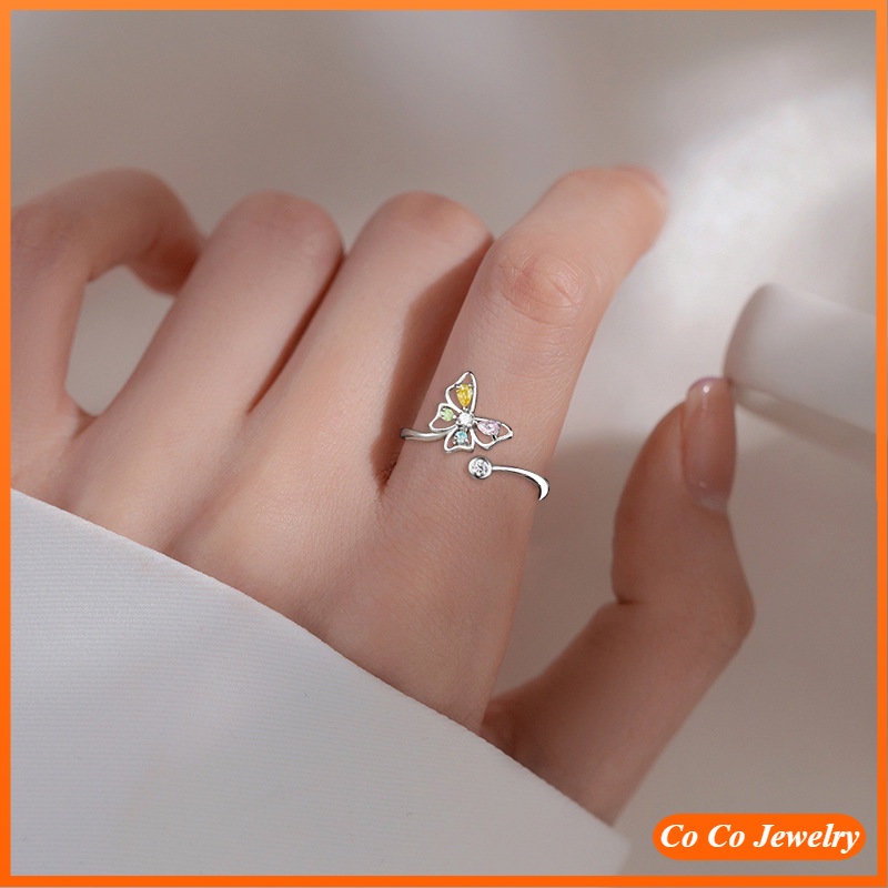 Cincin Model Terbuka Desain Kupu-Kupu Hollow Hias Zircon Warna Warni Gaya Simple Kreatif Adjustable Untuk Wanita