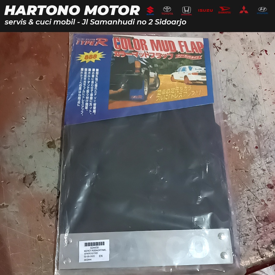 LOKAL MUDGUARD MUD GUARD / KEPET RODA (HITAM) . SEDAN SPARCO/TRD