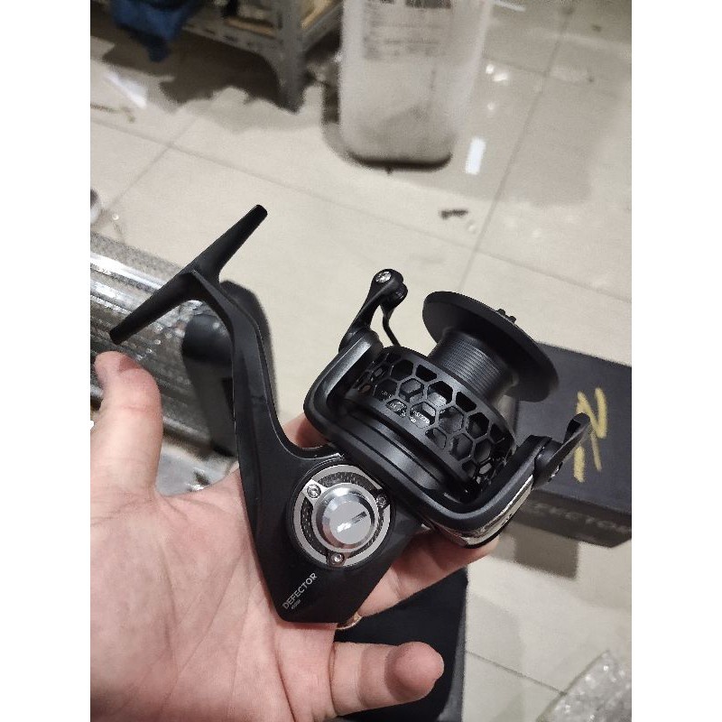 Reel Kamikaze Defector 5000 h power handel