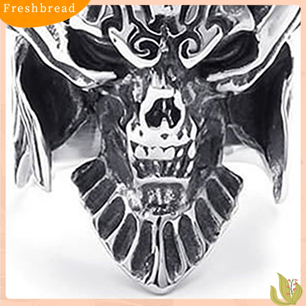 &lt; Freshbread &gt; Fashion Pria Punk Gothic Perhiasan Tengkorak Warrior Helm Stainless Steel Band Ring