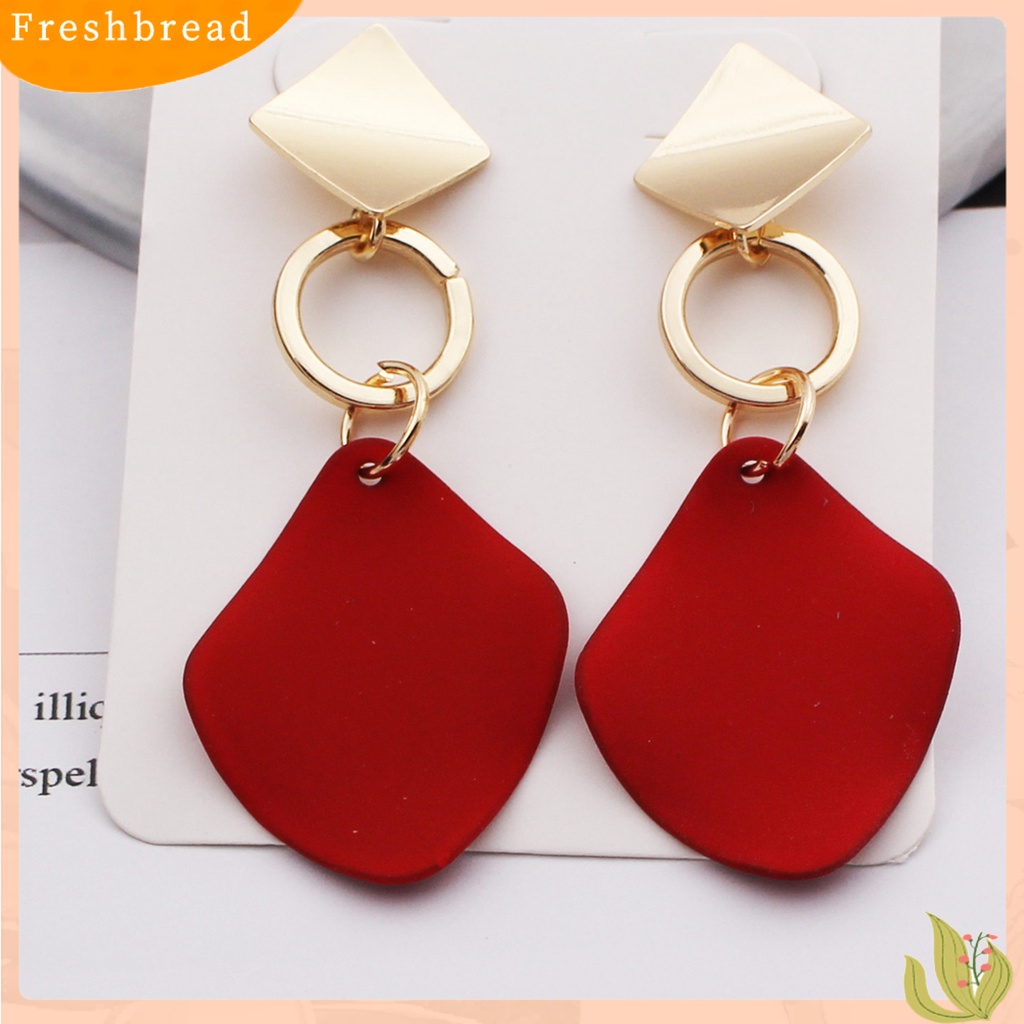 &lt; Freshbread &gt; 1pasang Wanita Menjuntai Anting Warna Kontras Bentuk Belah Ketupat Alloy Tahan Lama Drop Earrings Lady Aksesori